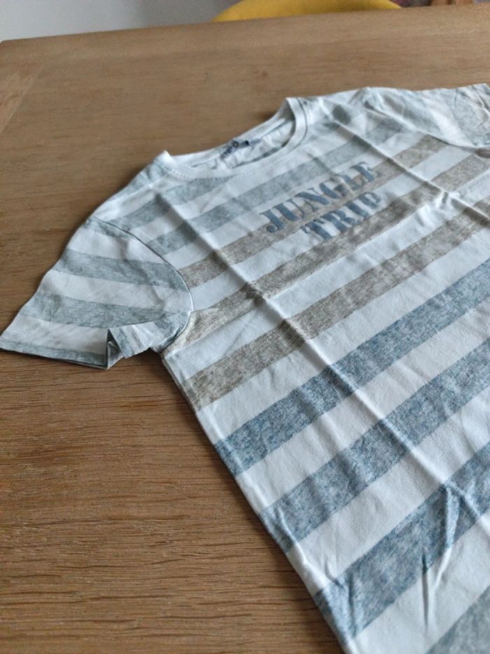Tee shirt rayé - photo numéro 2
