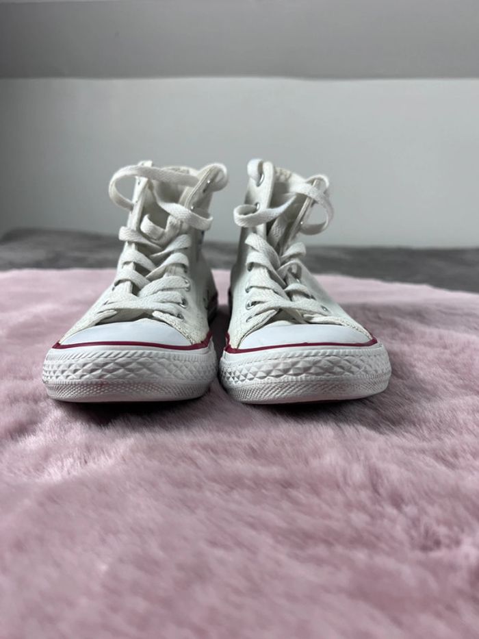 Converse Chuck Taylor Blanche Montantes – Pointure 33,5 - photo numéro 3