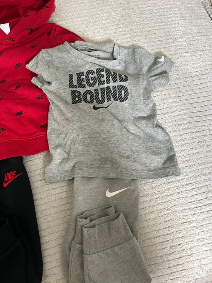 Lot de 2 ensemble Nike 24 mois - photo numéro 3