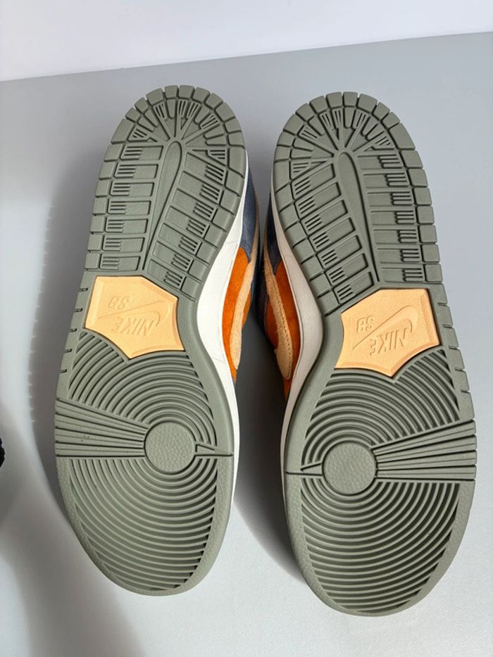 Baskets Nike dunk low pro monarch pointure 44 neuves avec boîte - photo numéro 8