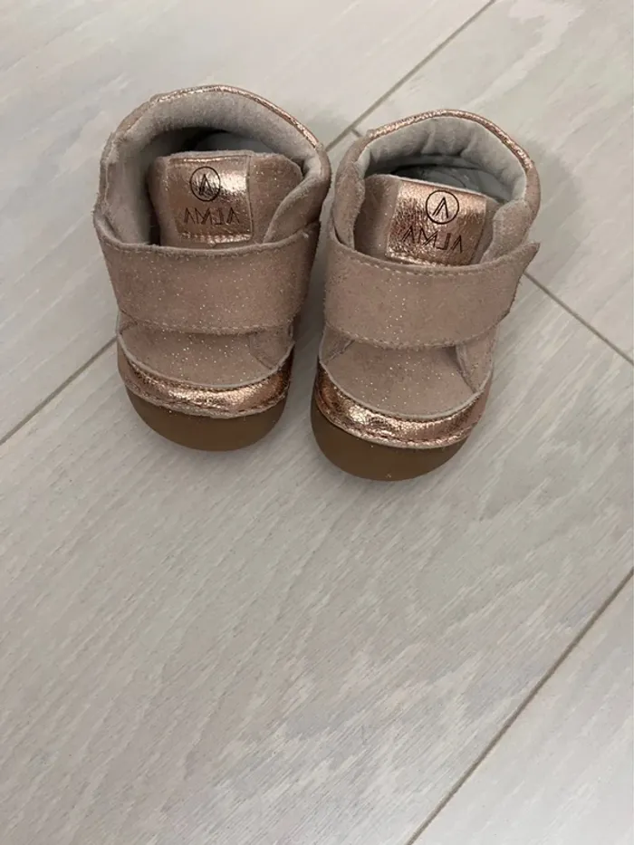 Petites chaussures
