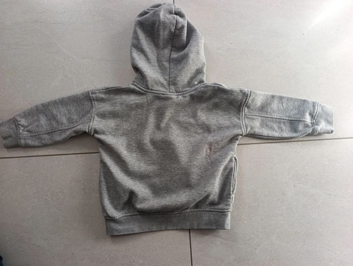Sweat a capuche 4ans - photo numéro 2