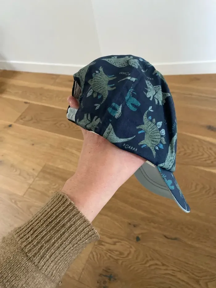 Casquette - photo numéro 2