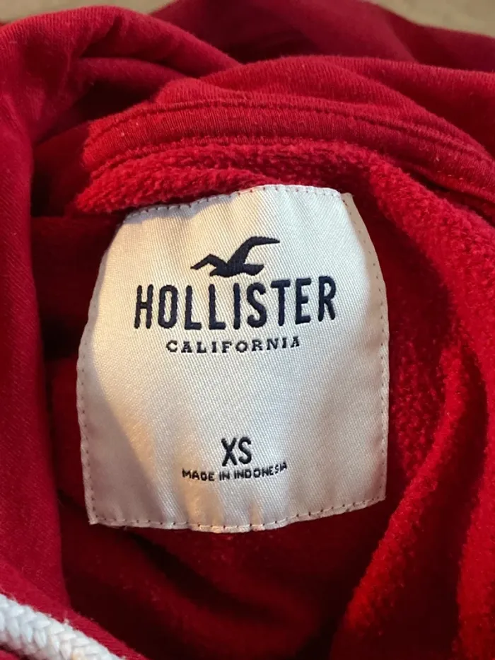 Pull Hollister - photo numéro 4
