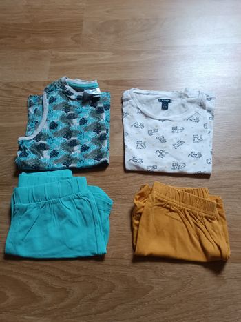 Lot de 2 pyjamas shorts Kiabi 6 ans
