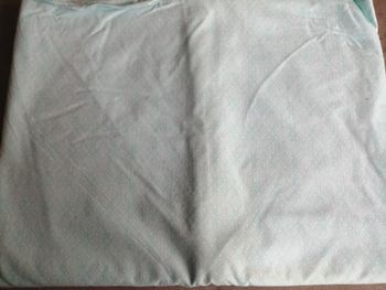 parure drap plat, drap housse, taie  imprimée vert et blanc pour lit 1 pers