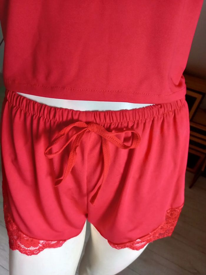 Pyjama rouge taille M - photo numéro 3
