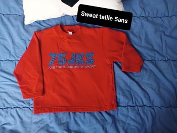 Sweat garçon taille 5ans