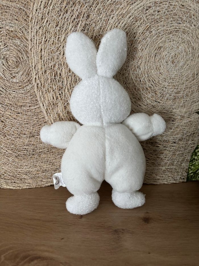Doudou lapin blanc phosphorescent grelot cœur luminou - photo numéro 3