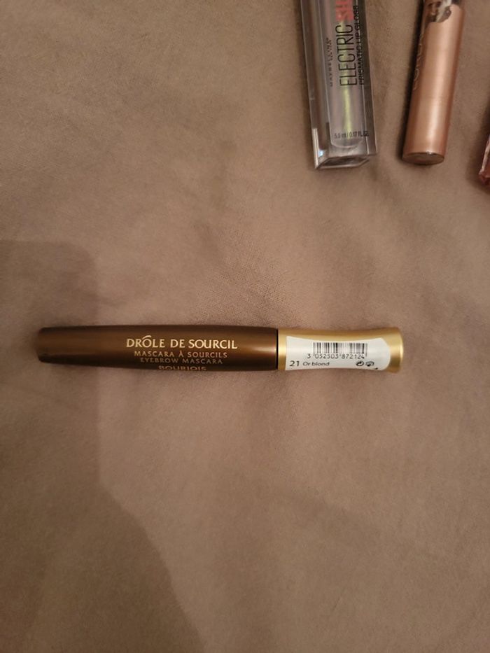 Lot maquillage neuf L'Oréal et autres - photo numéro 2