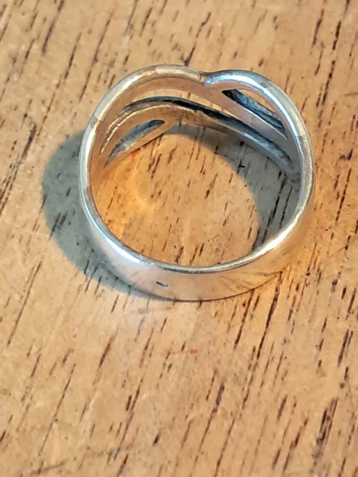 Magnifique bague ruban ajourée en argent - photo numéro 6