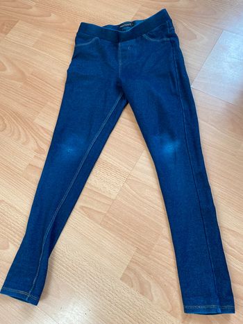Beau legging en jean bleu T. 8 ans fille