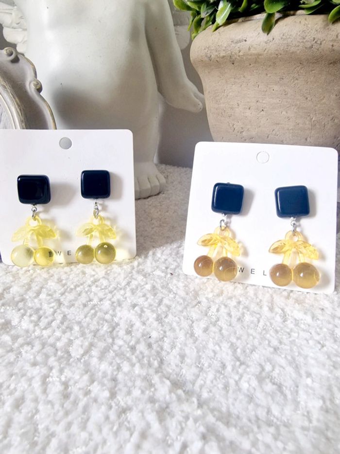 Lot boucles d'oreilles cerises 🍒 - photo numéro 3