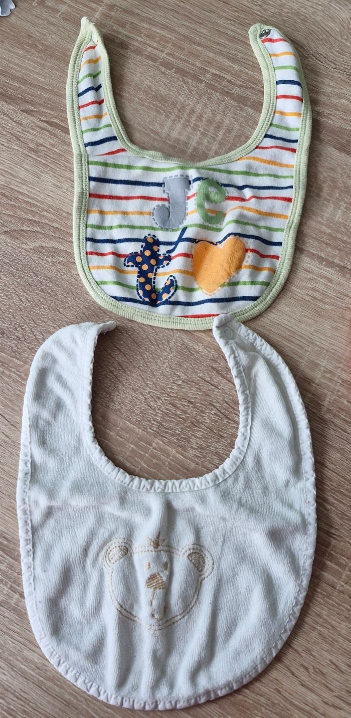 Lot de 5 petits bavoirs premier âge - photo numéro 4