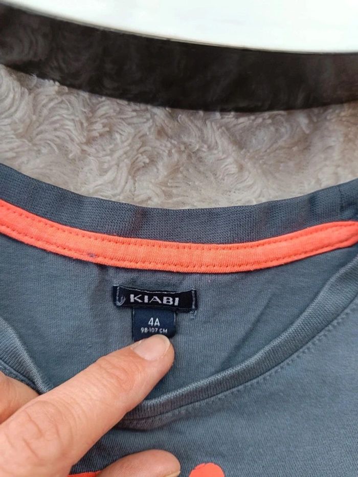 Tee shirt manches longues Garçon 4 ans Dinosaure skateboard Flying Kiabi 100% coton - photo numéro 5