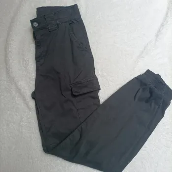 Pantalon cargo Liberto taille 36