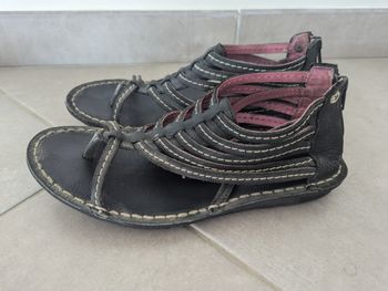 Nu-pieds Kickers