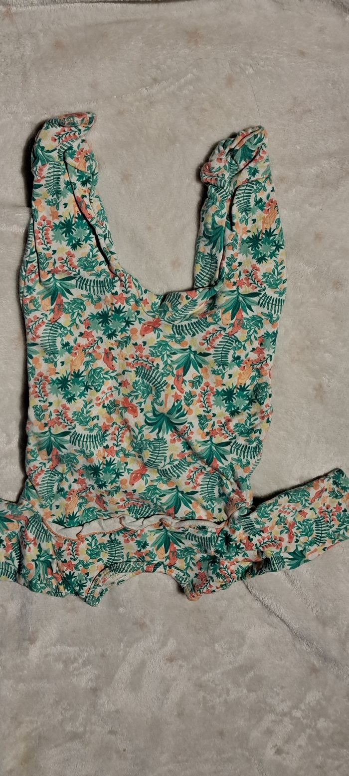 Gros lot de vetement fille à vendre - photo numéro 2