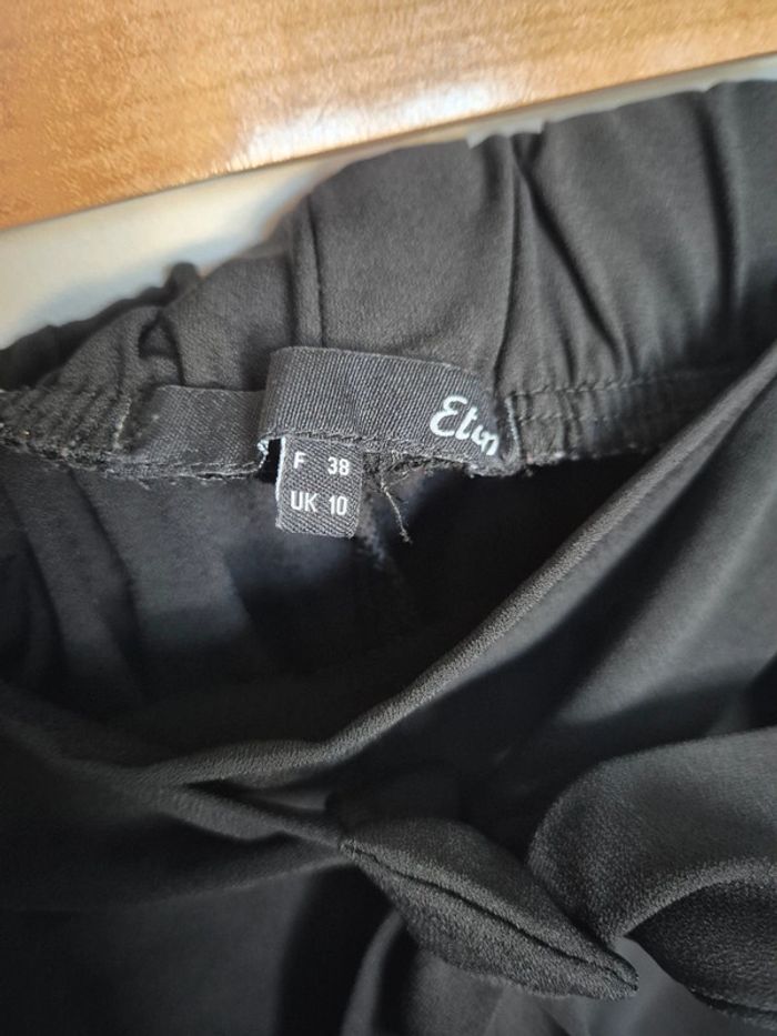 Short Etam taille 38 - photo numéro 2