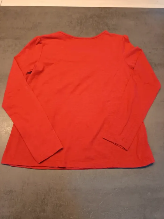 Vends tee-shirt manches longues Kiabi taille 12 ans - photo numéro 4