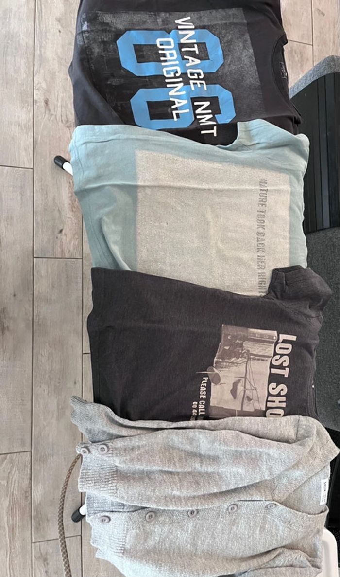Lot tee-shirt 8 ans