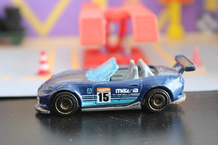Hot wheels Mazda MX-5 miata - photo numéro 2