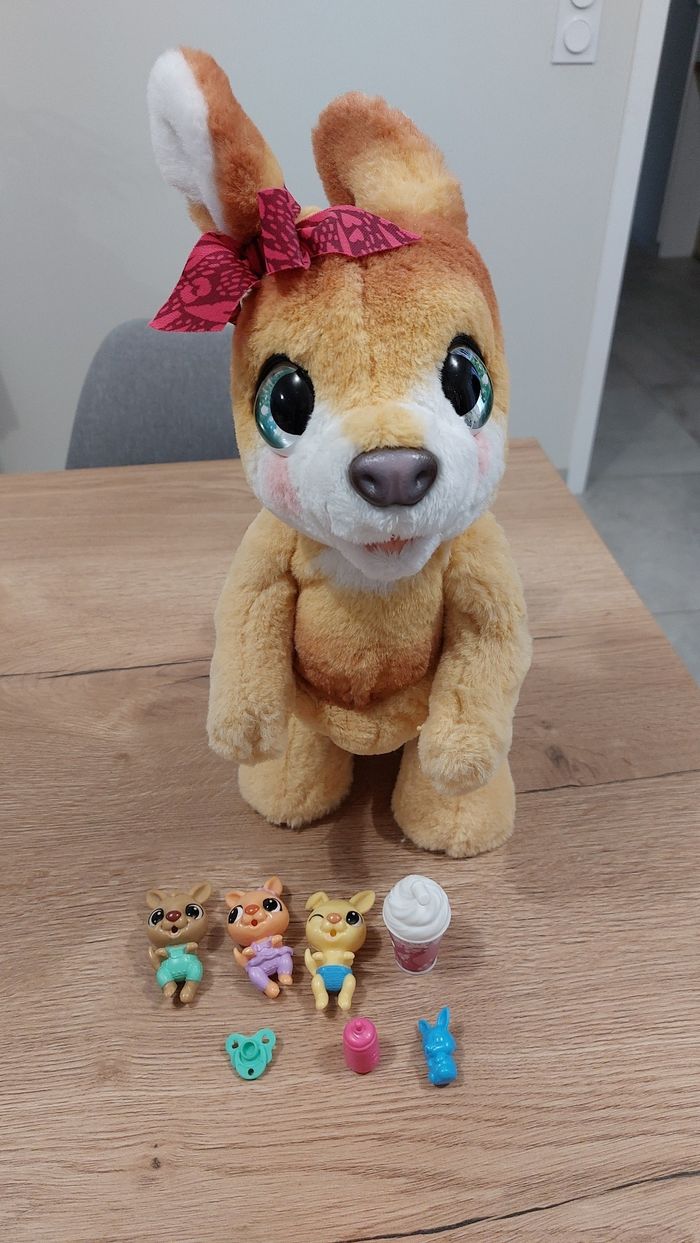 Peluche interactive Furreal