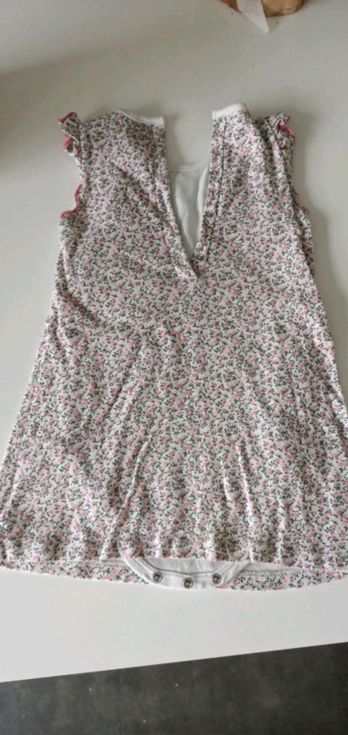 Robe petit bateau 24 mois body cousu à l'intérieur motif fleurs - photo numéro 2