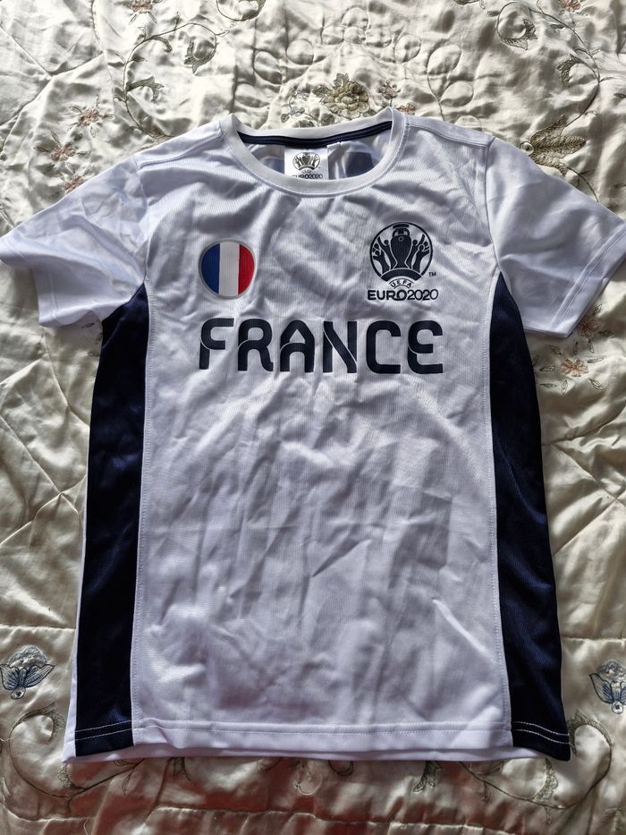 Lot 3 t-shirts Disney/Football - photo numéro 7