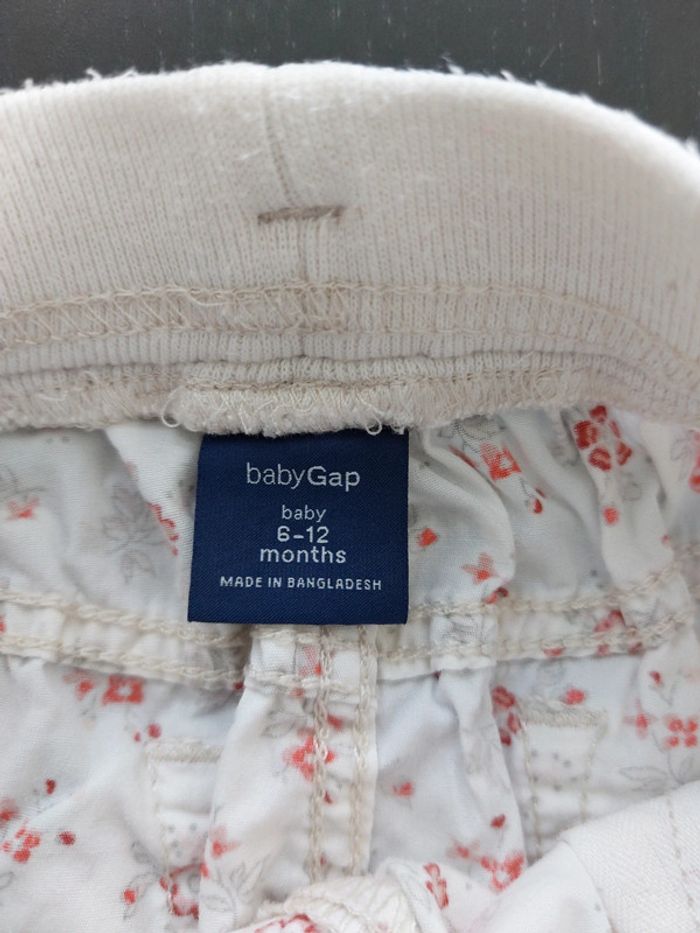 Mini short 👧 BabyGap 6-12mois 💯% coton - photo numéro 3
