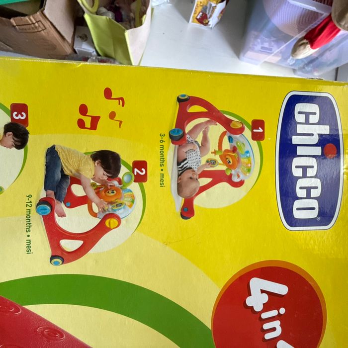 Chicco 4en1 table d’éveil jusqu’à l’apprentissage de la marche - photo numéro 2