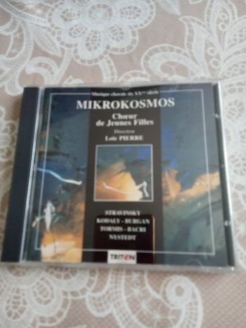 CD "Mikrokosmos" Chœur de Jeunes Filles