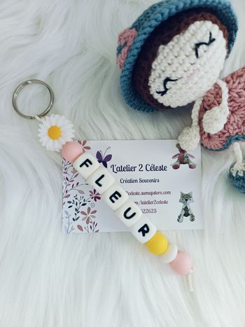 Porte-Clés en silicone fleur blanche