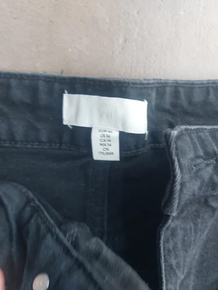 Short H&M 46 - photo numéro 2