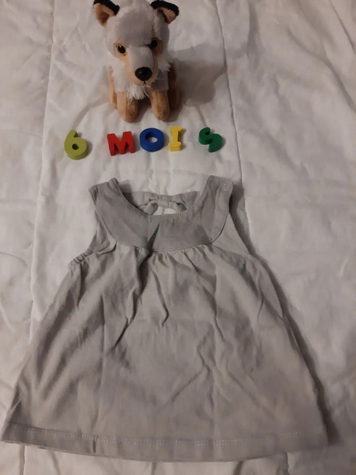 Short gris fin Kiabi et haut gris Vertbaudet - photo numéro 6