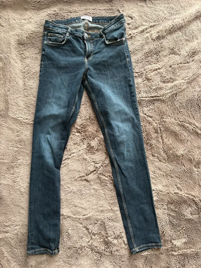 Pantalon Jean Zara taille 34 - photo numéro 2