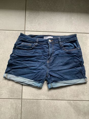 Short en jean taille 40