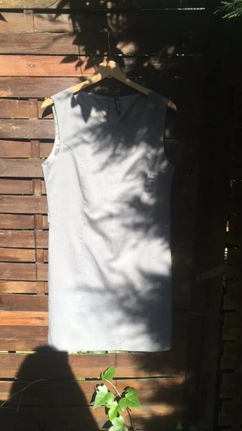 Robe classe grise claire