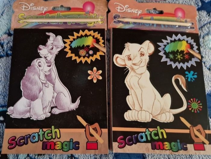 Lot de 2 carnets de cartes à gratter disney