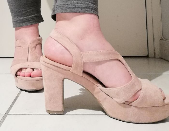Sandales à talons - photo numéro 2