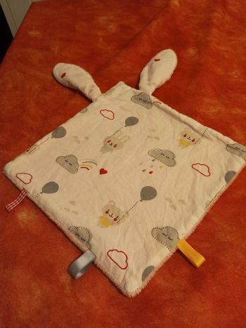 Doudou plat oreilles de lapin