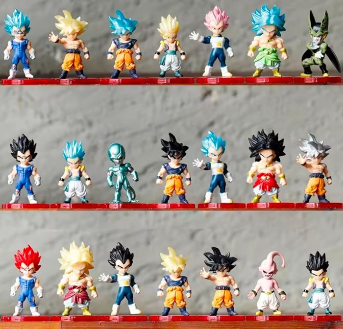 Lot de 21 Figurines Dragon Ball Z. Neuf