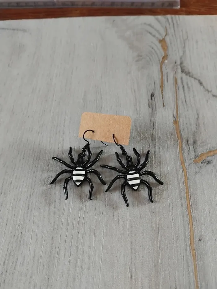 Boucles d'oreilles araignées 🕷