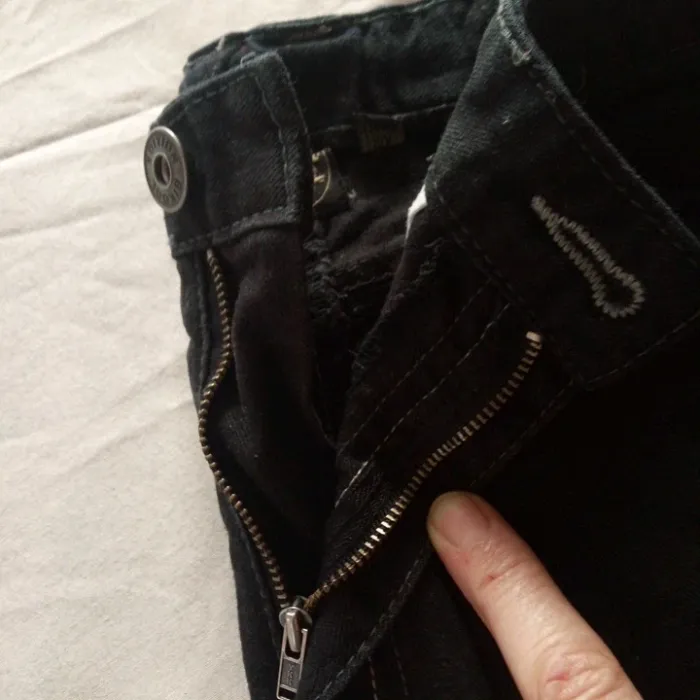 08012021 Jeans noir - photo numéro 3