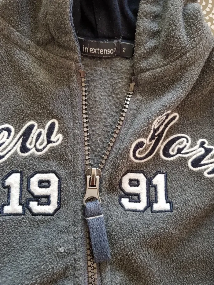 Sweat épais zippé 2ans - photo numéro 5