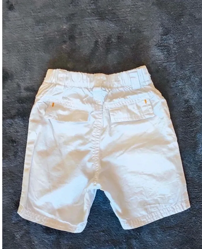 Bermuda short blanc 6 mois - photo numéro 2