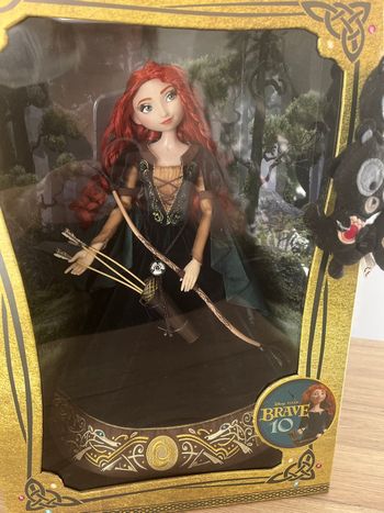 Poupée Disney édition limitée Merida Rebelle