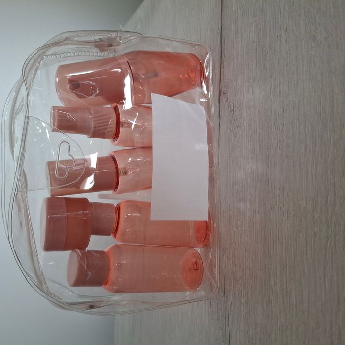 Kit de voyage pour cosmétiques – 10 pièces avec trousse transparent - Neuf - photo numéro 3