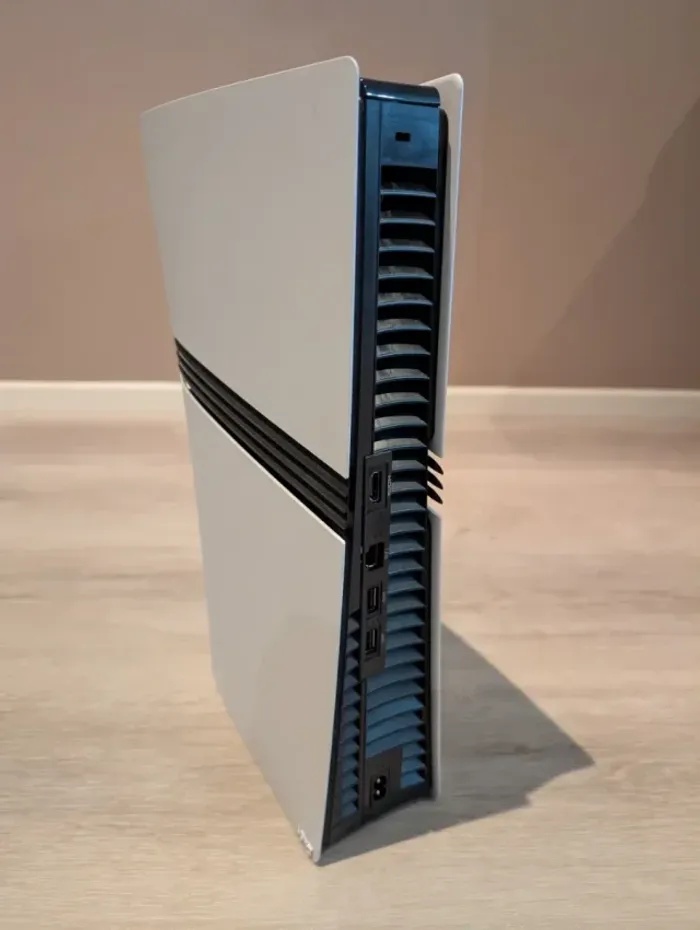 PlayStation PS5 pro - photo numéro 8