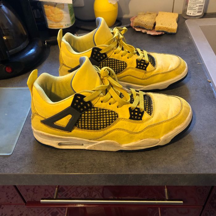 nike lightning 4